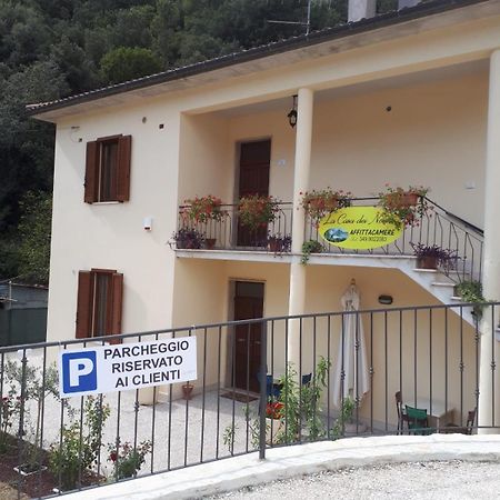 Отель La Casa Dei Nonni Torre Orsina Экстерьер фото