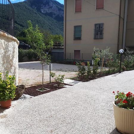 Отель La Casa Dei Nonni Torre Orsina Экстерьер фото